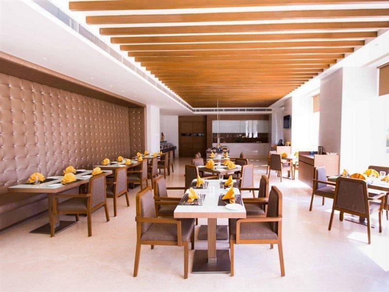 Regenta Central Grand Exotica Pimpri-Chinchwad Luaran gambar