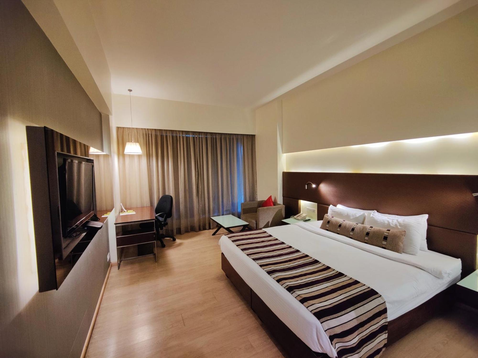 Regenta Central Grand Exotica Pimpri-Chinchwad Luaran gambar
