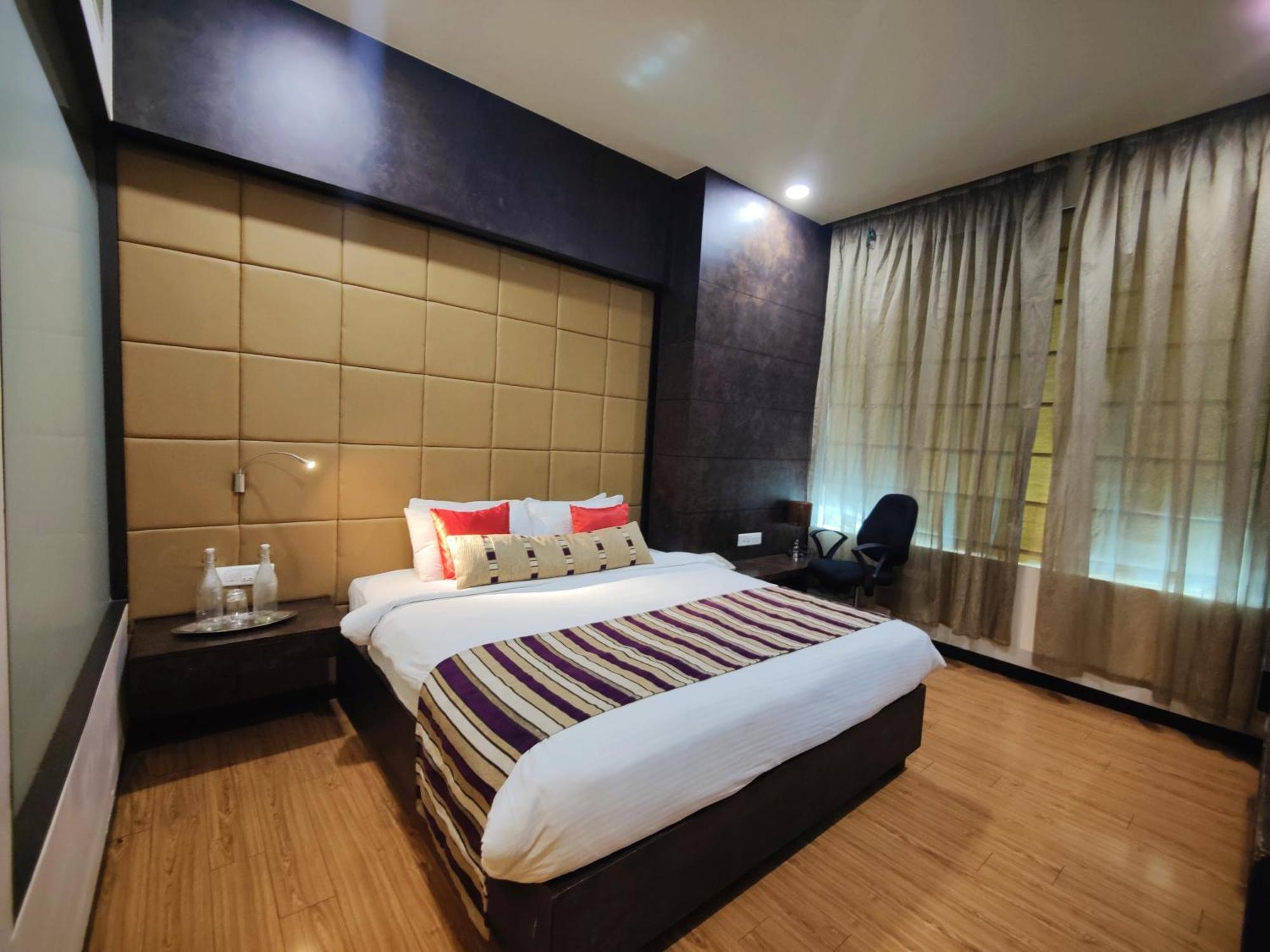 Regenta Central Grand Exotica Pimpri-Chinchwad Luaran gambar