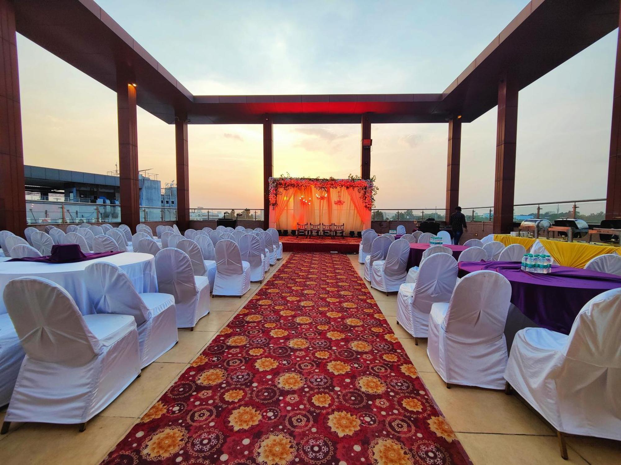 Regenta Central Grand Exotica Pimpri-Chinchwad Luaran gambar