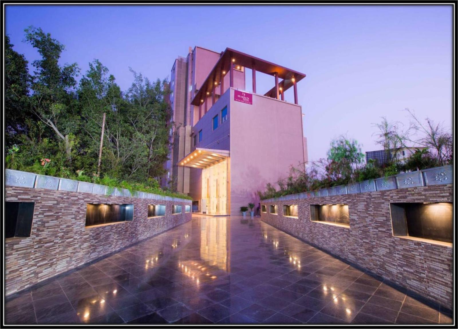 Regenta Central Grand Exotica Pimpri-Chinchwad Luaran gambar