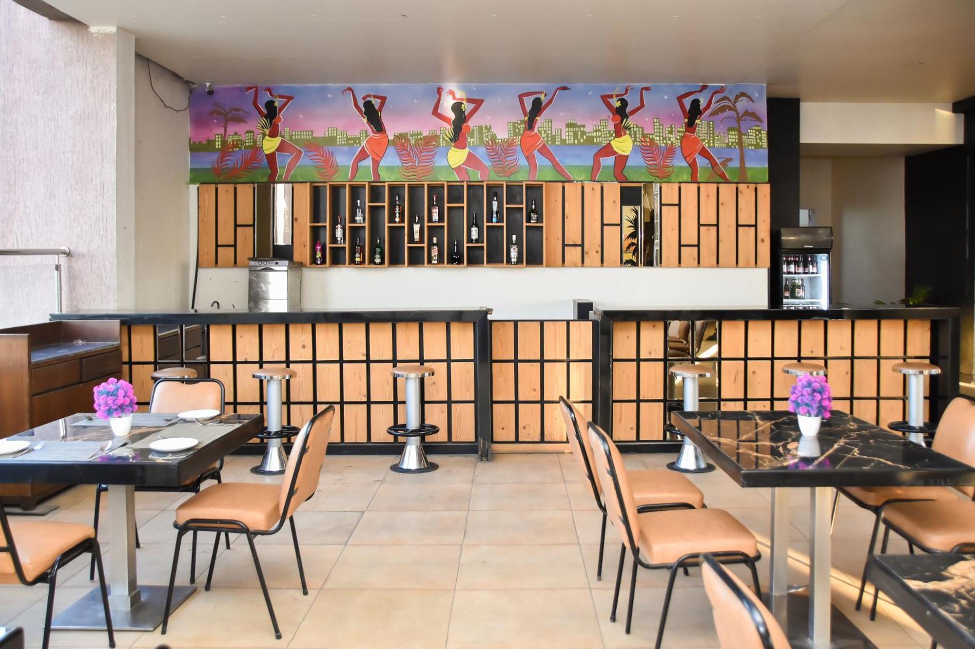 Regenta Central Grand Exotica Pimpri-Chinchwad Luaran gambar