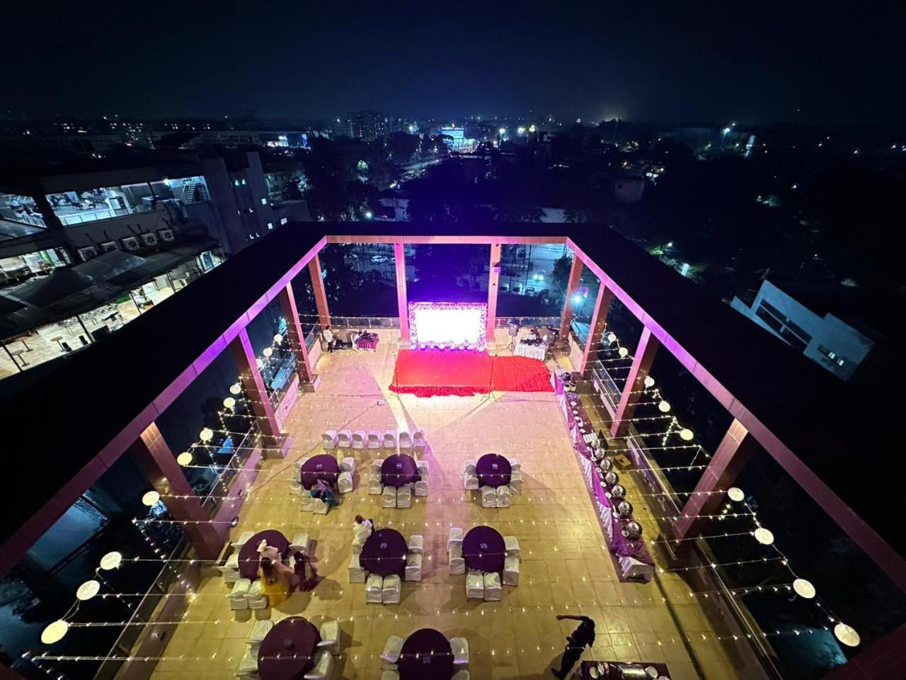 Regenta Central Grand Exotica Pimpri-Chinchwad Luaran gambar